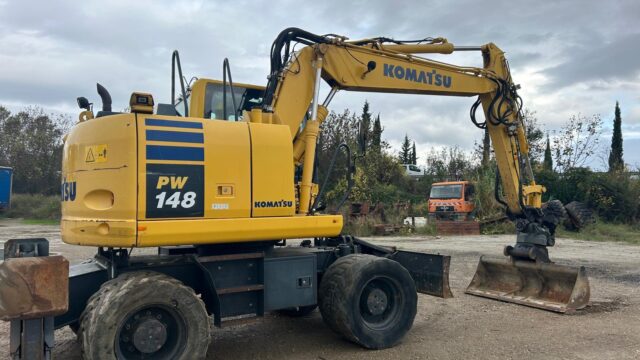 Koparka Kołowa komatsu PW148