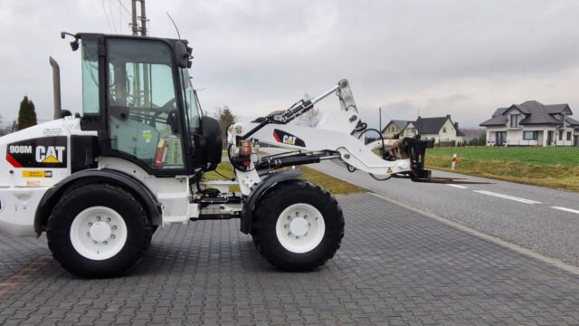 Ładowarka Kołowa CAT 908