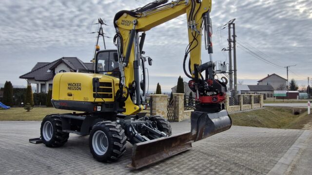 Koparka Kołowa Neuson Wacker EW100